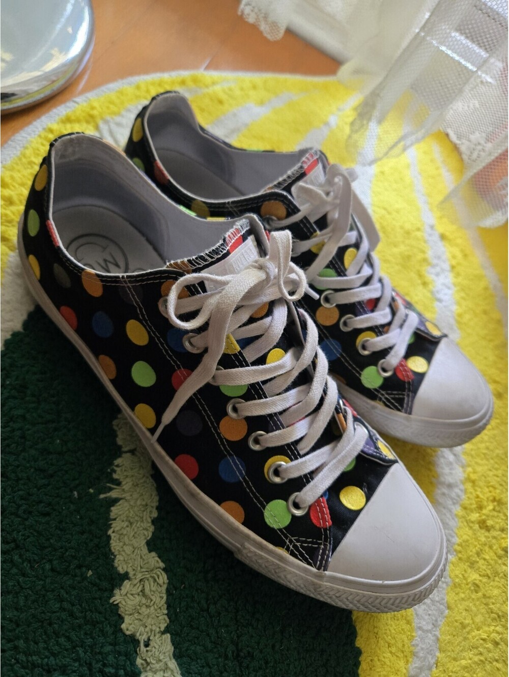 MILEY CYRUS CONVERSE ALL STAR SNEAKER RAINBOW POLKA DOT PRIDE SIZE MEN 12/ WO 14 - Picture 3 of 8